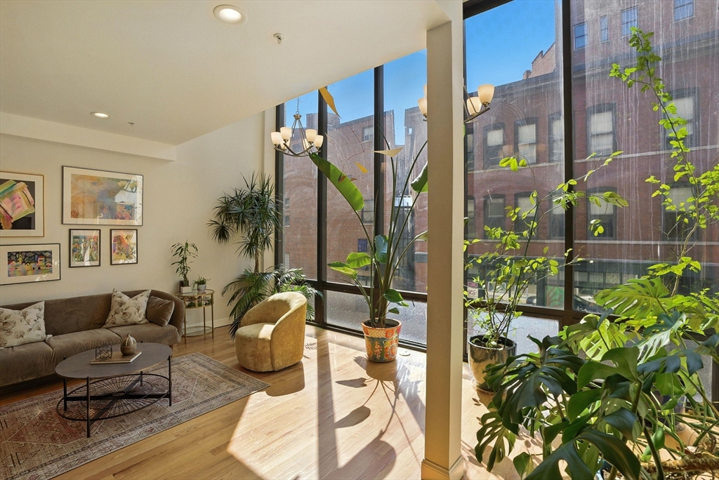 17 Kearney Sq 206