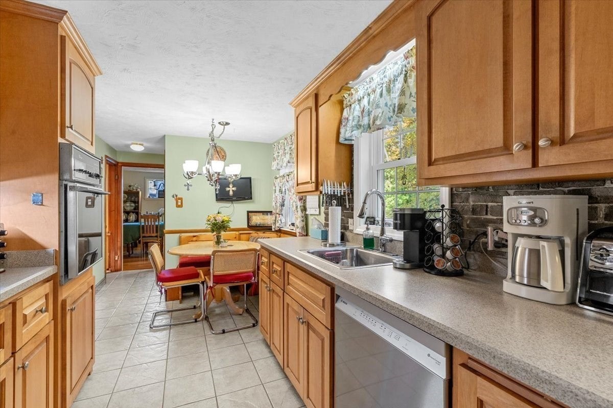 28 Plymouth Road, Wakefield, MA, 28 Plymouth Road, Wakefield, MA Photo #15