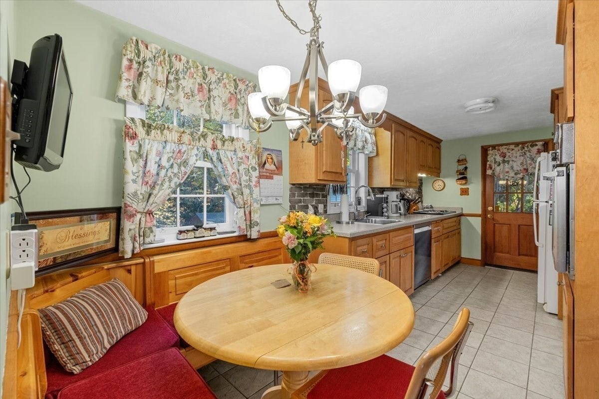 28 Plymouth Road, Wakefield, MA, 28 Plymouth Road, Wakefield, MA Photo #12