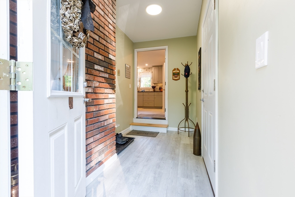 48 Fort Hill Rd