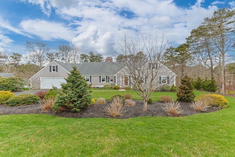 307 Riverview Dr