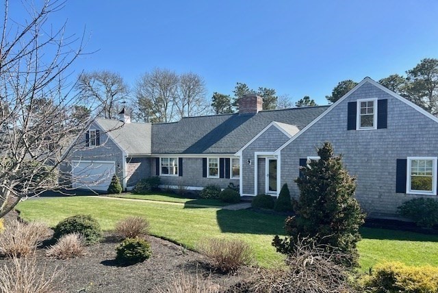 307 Riverview Dr