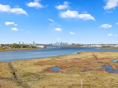 133 Commander Shea Blvd 609 Quincy MA 02171