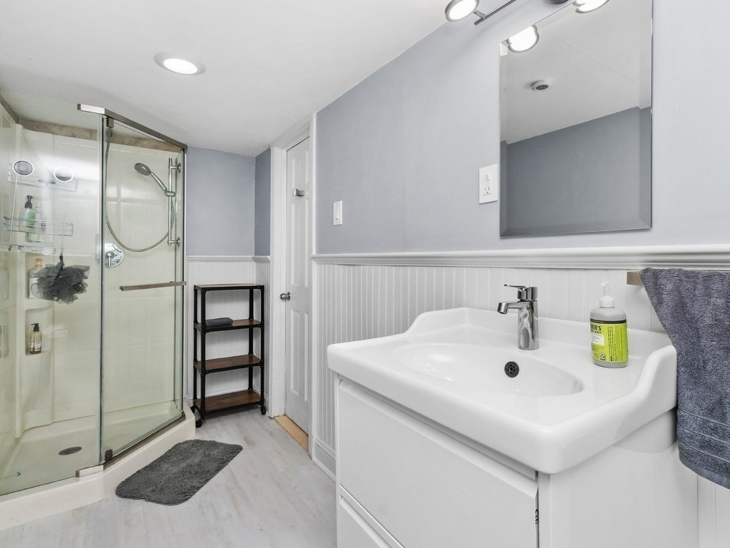 42 Virginia Road, Waltham, MA Photo #30