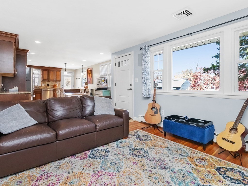 42 Virginia Road, Waltham, MA Photo #8