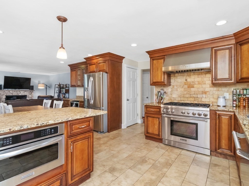 42 Virginia Road, Waltham, MA Photo #13
