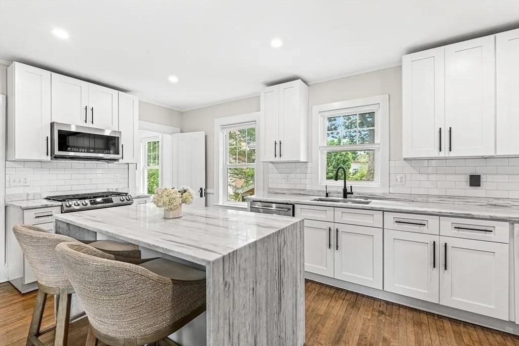 114 Cottage Street 2