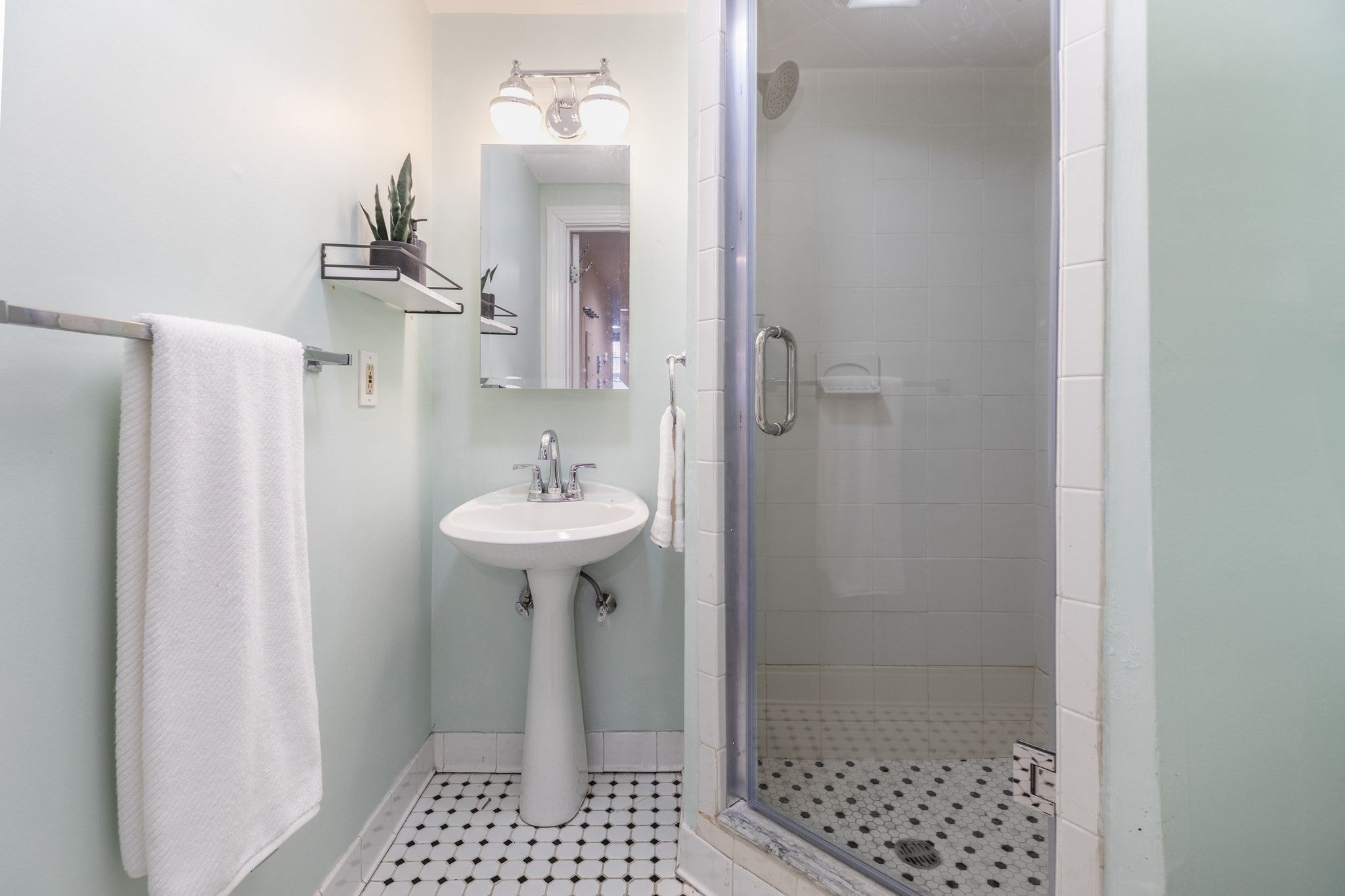230 Commonwealth Ave, Boston, MA Photo #36