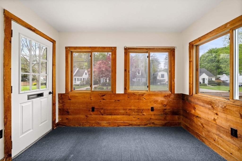 111 Linden Street, Hamilton, MA Photo #4