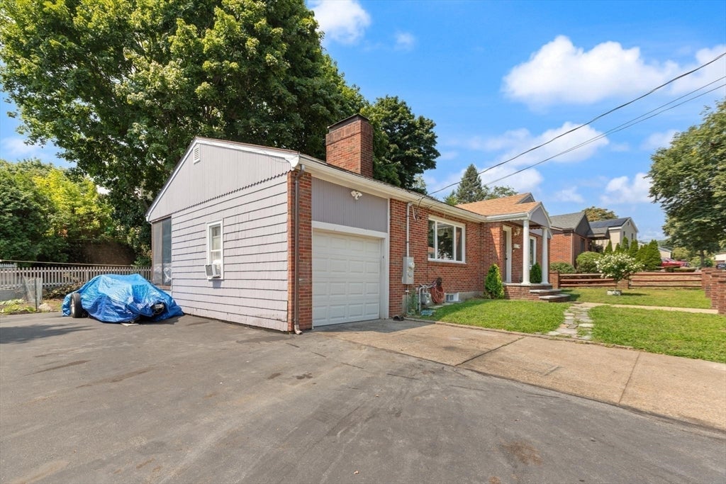 24 Taylor Rd