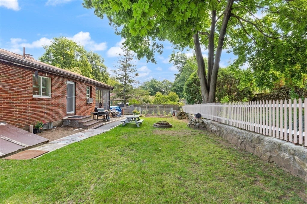 24 Taylor Rd, Lynn, MA, 24 Taylor Rd, Lynn, MA Photo #8