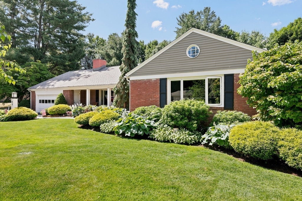 93 Wheel Meadow Dr