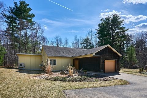 471 Flat Hills Rd Amherst MA 01002
