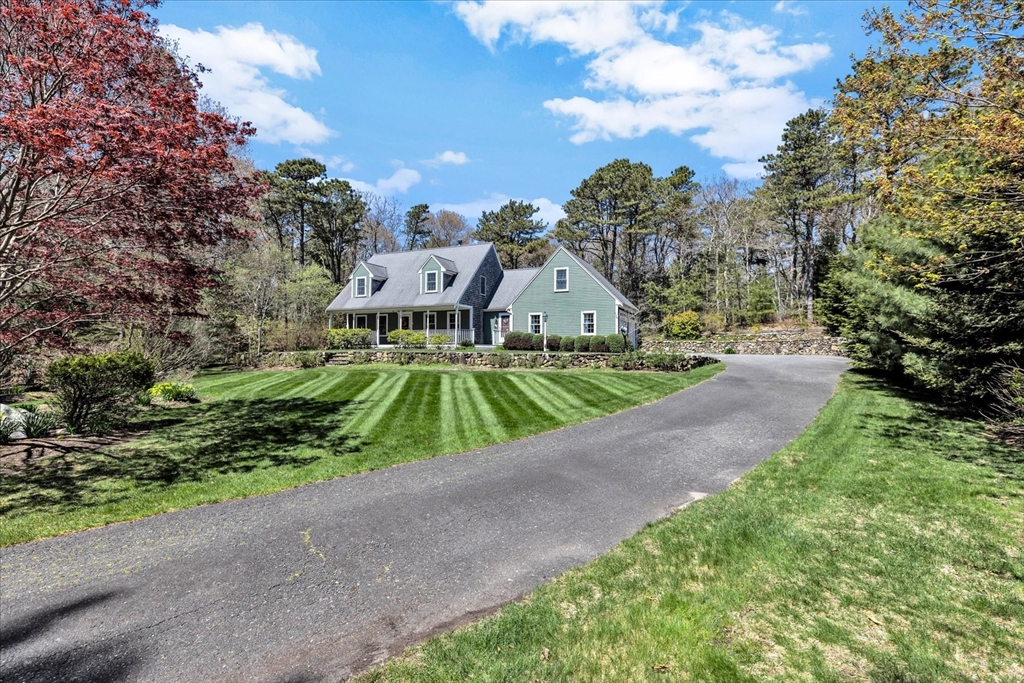 6 Sheep Pasture Way
