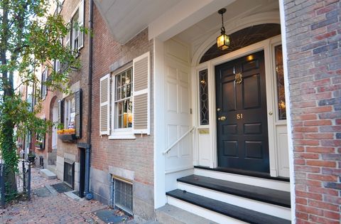 Photo of 51 Pinckney St, Boston, MA 02114 (MLS # 73479817)