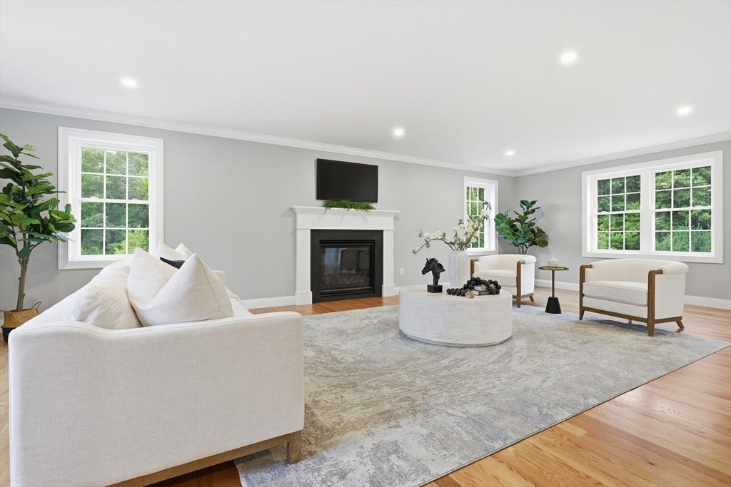 22 Townsend Road, Shirley, MA Photo #7