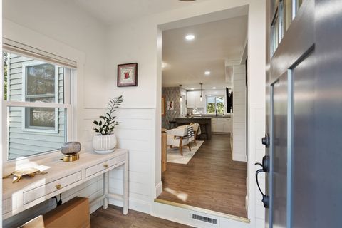 11 Hillside Rd Northborough MA 01532