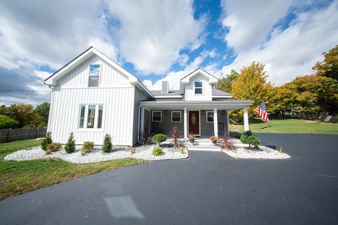 293 Brookfield Rd Brimfield MA 01010