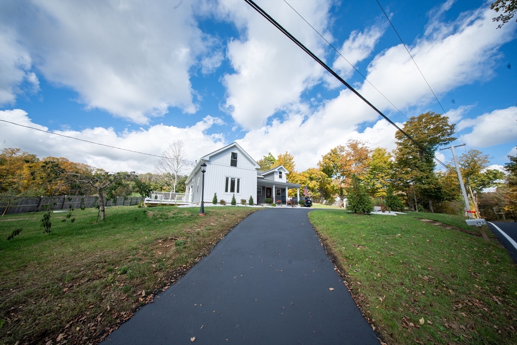 293 Brookfield Rd