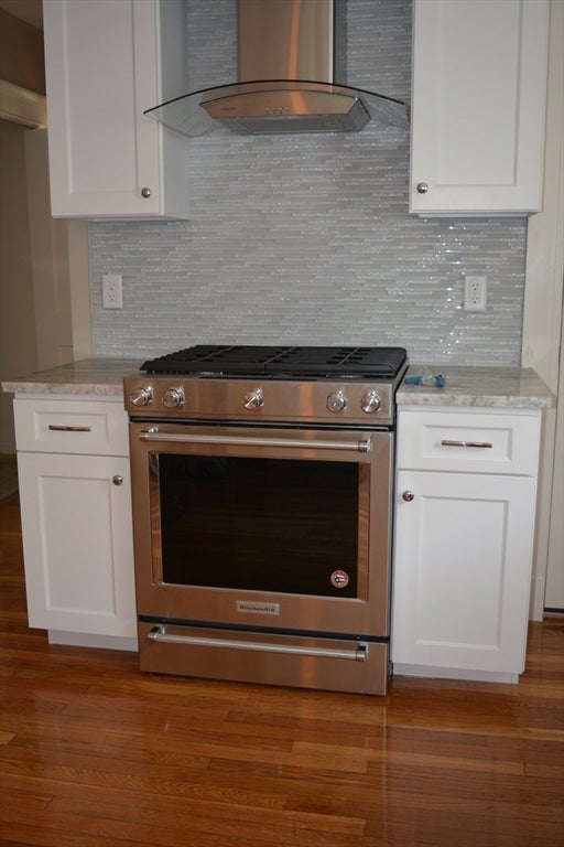 41 Carleton Rd 2