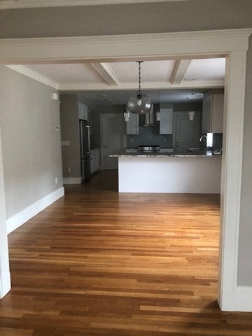 41 Carleton Rd 2