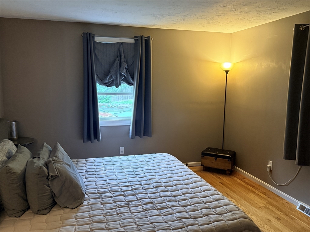 187 Ninigret Ave, Mashpee, MA, 187 Ninigret Ave, Mashpee, MA Photo #6