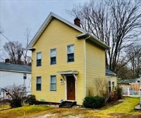 45 Maple St. Warren MA 01083