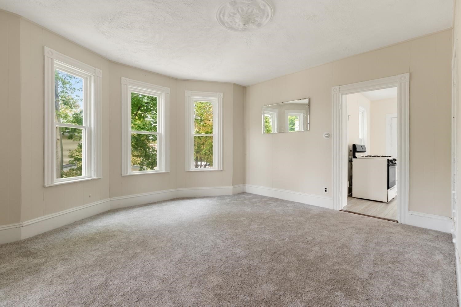 286 Albion St, Wakefield, MA Photo #16