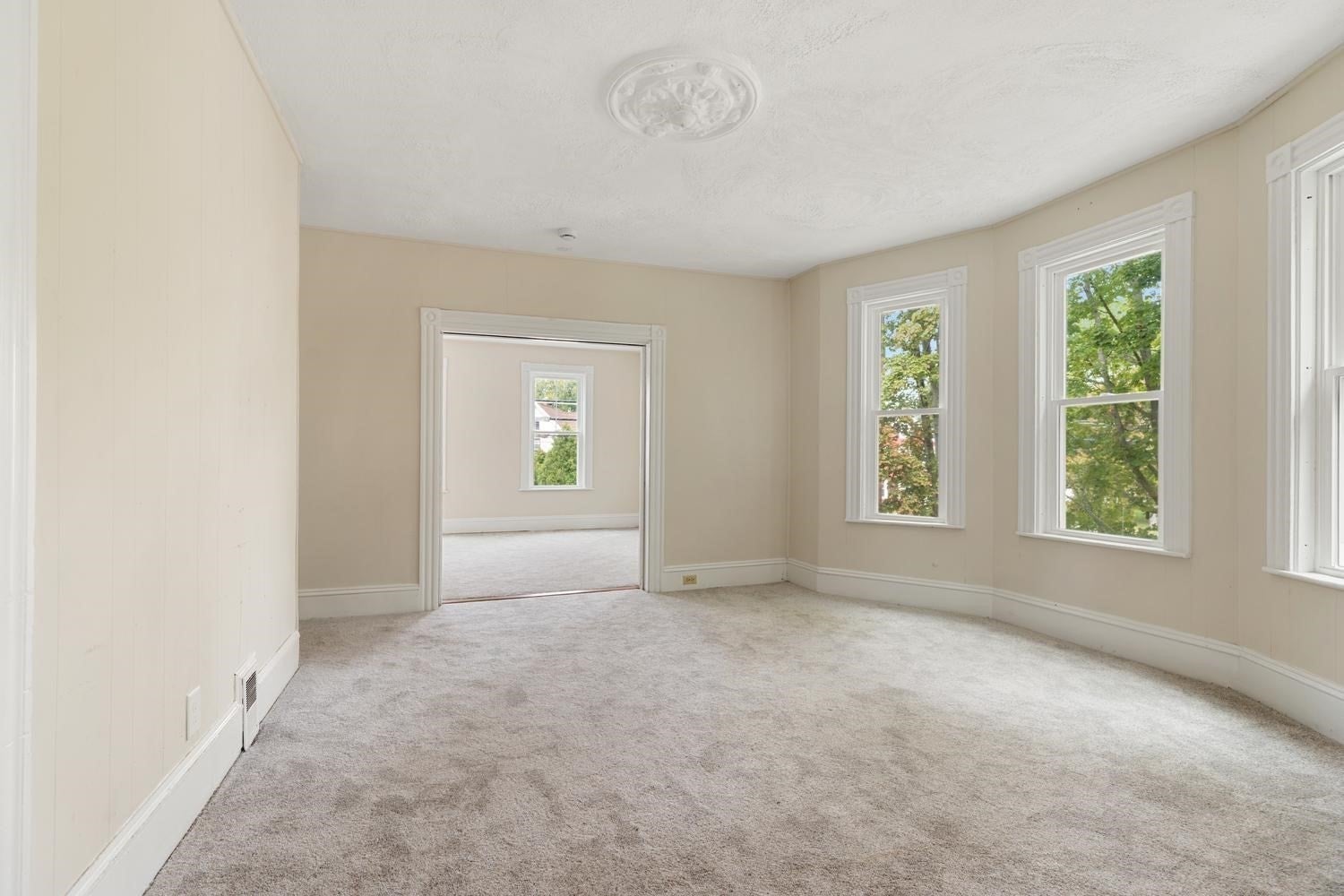 286 Albion St, Wakefield, MA Photo #17