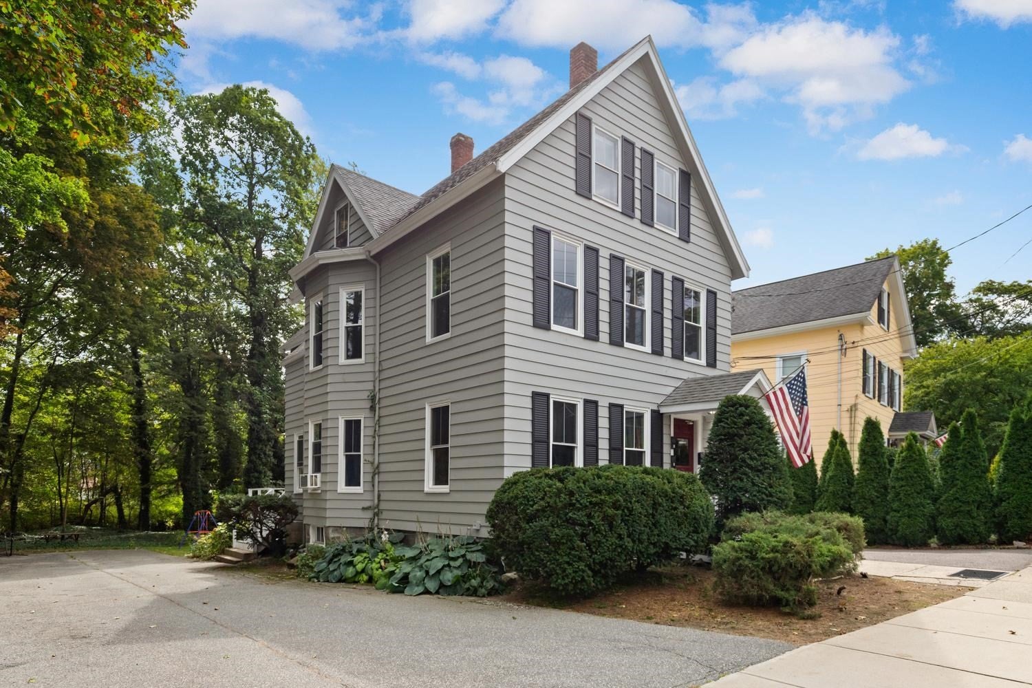 286 Albion St, Wakefield, MA Photo #5