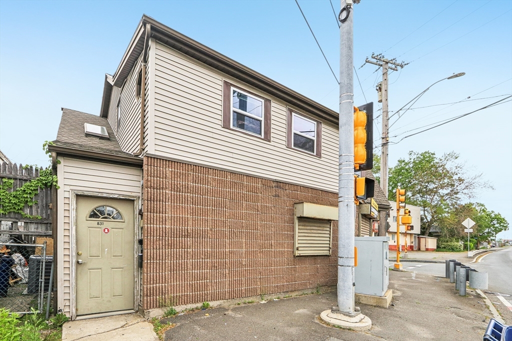 835 North Shore Road