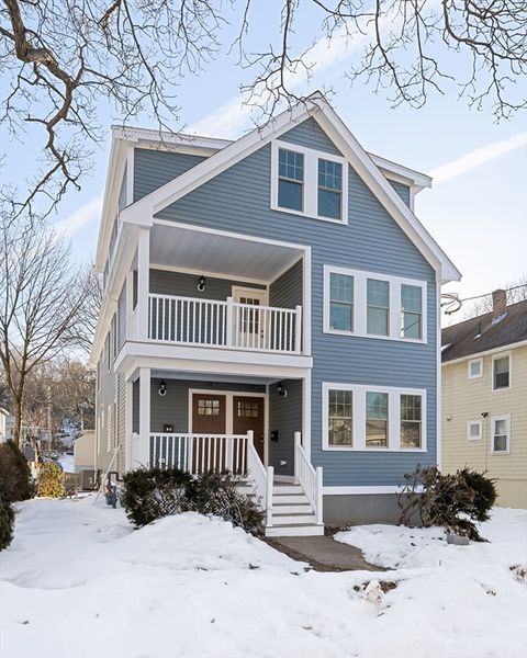 15 Linwood Ave 15 Melrose MA 02176