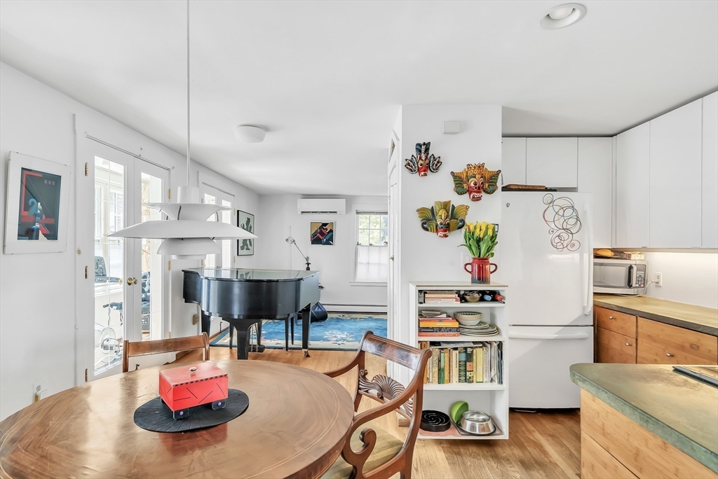 239 Mt Auburn Street