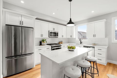 Photo of 123-125 Centre St #TH4, Boston, MA 02124 (MLS # 73484567)