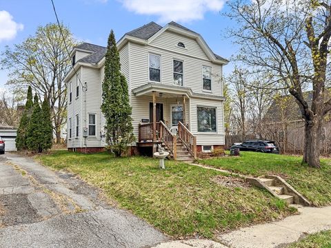 Photo of 49 Juniper St, Winchendon, MA 01475 (MLS # 73504046)