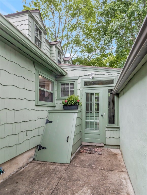 387 Willow Street