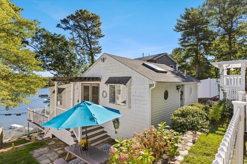 21 Hillside Road