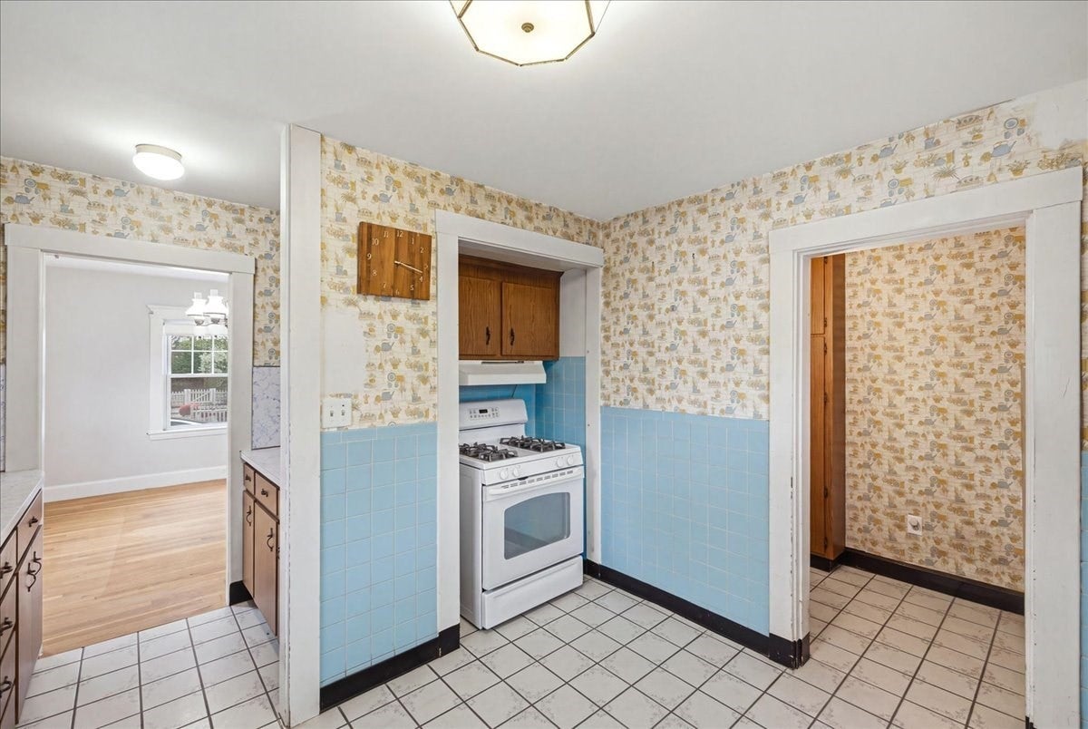 41 Eustis St, Quincy, MA, 41 Eustis St, Quincy, MA Photo #11