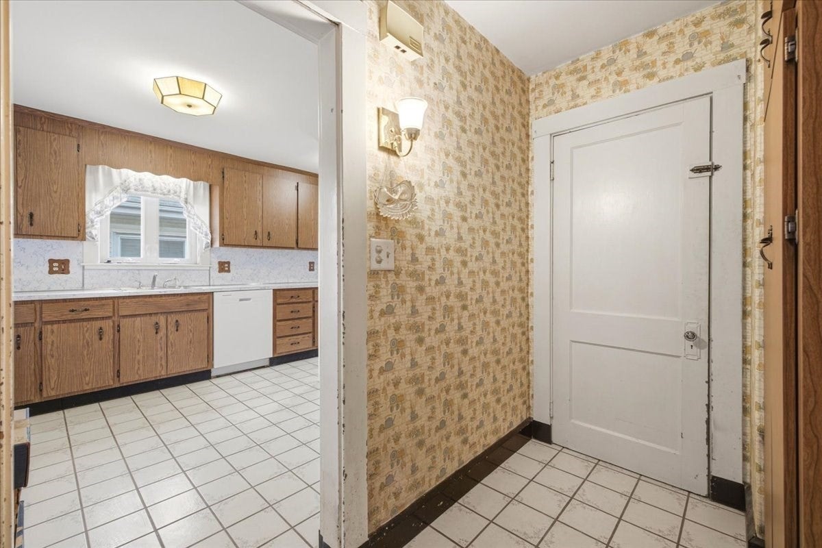 41 Eustis St, Quincy, MA, 41 Eustis St, Quincy, MA Photo #14