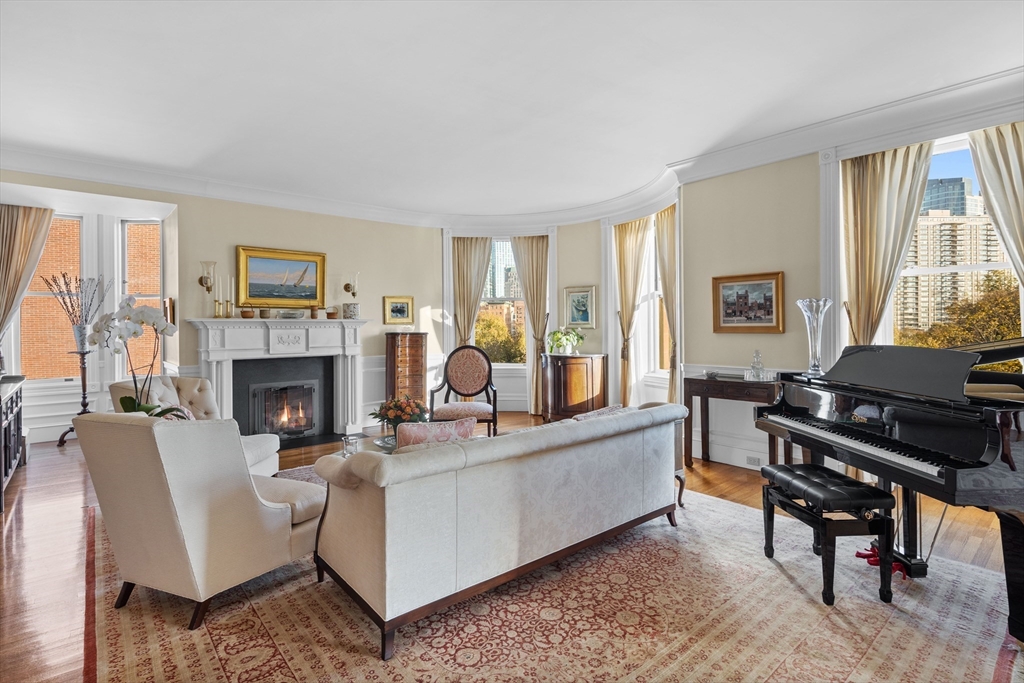 34.5 Beacon St 3S