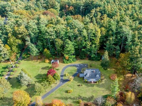 Photo of 129 Franklin St, Duxbury, MA 02332 (MLS # 73476582)