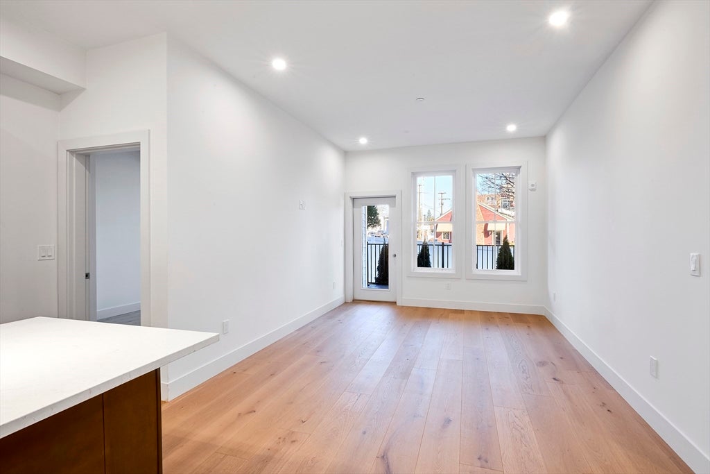 105 Sea Street #103, Quincy, MA, 105 Sea Street #103, Quincy, MA Photo #1