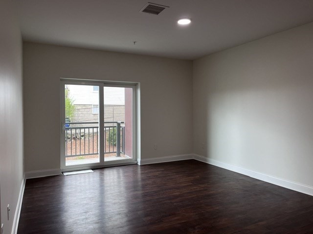 10 Franklin Ave 107