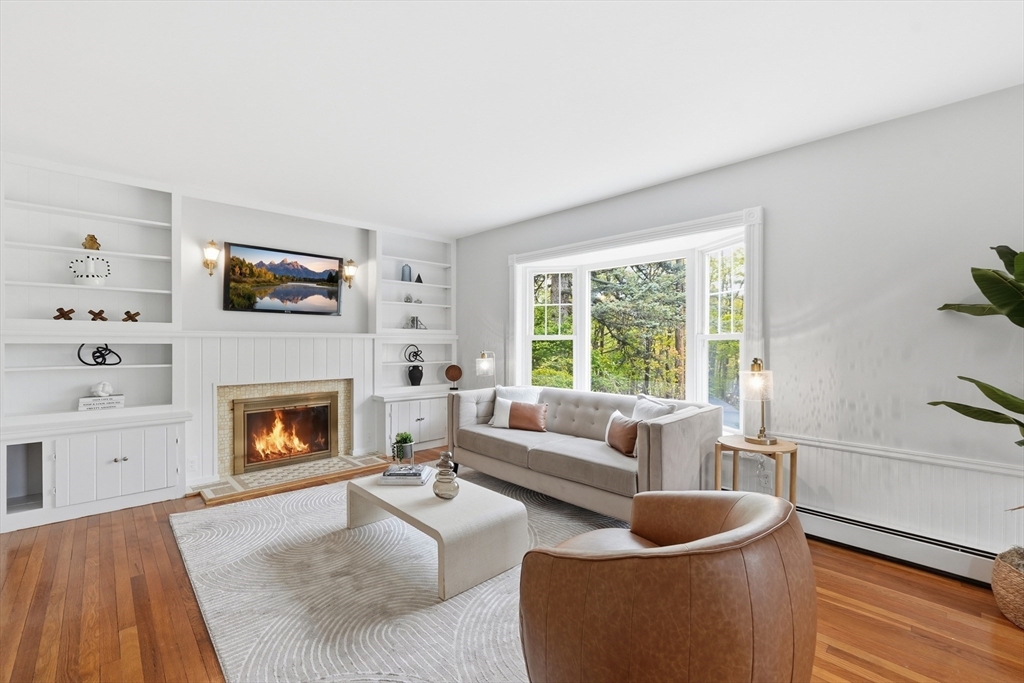 18 Maple St, Auburn, MA, 18 Maple St, Auburn, MA Photo #13