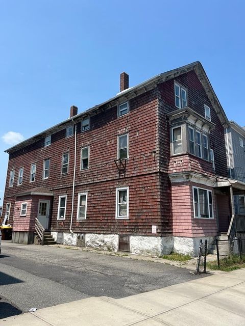 497 E Main St Fall River MA 02724