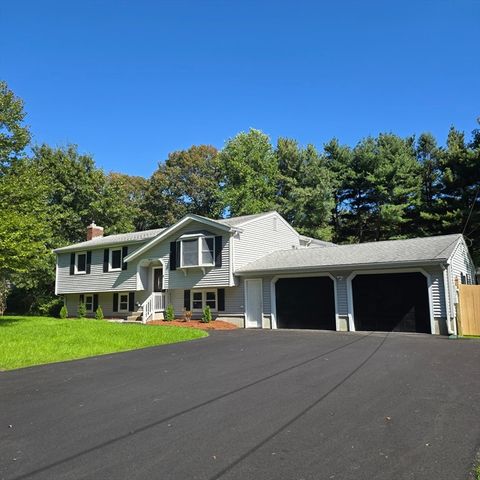 11 Renwick Dr Norton MA 02766