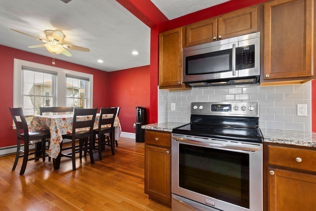 262 N Elm St