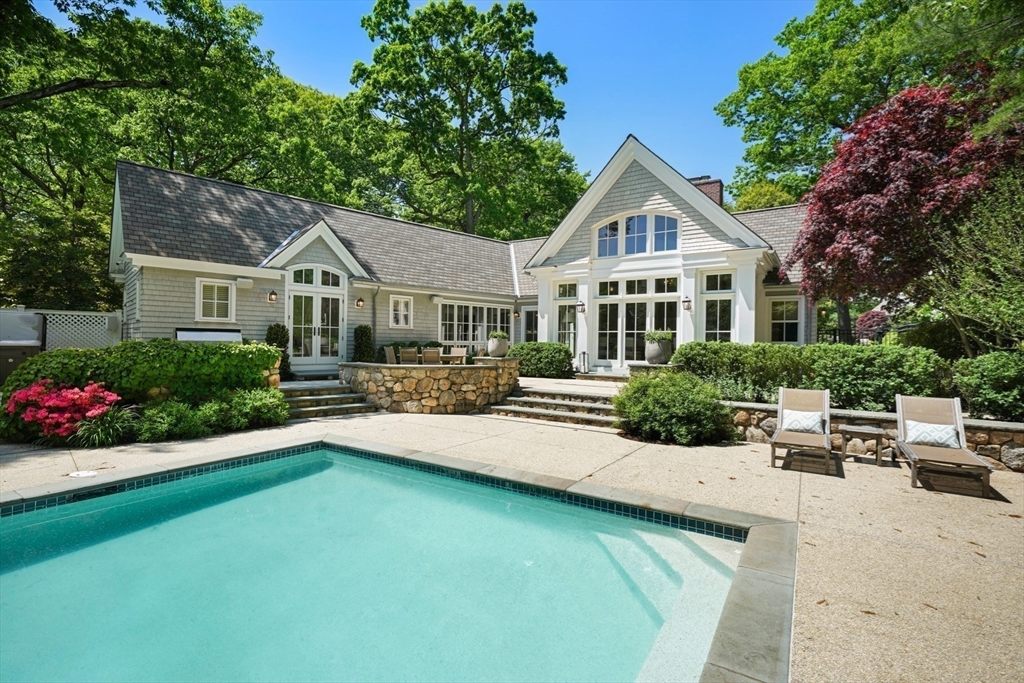 70 Old Farm Rd