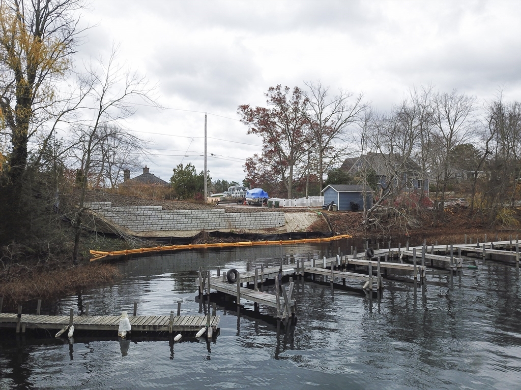 13 S Point Rd