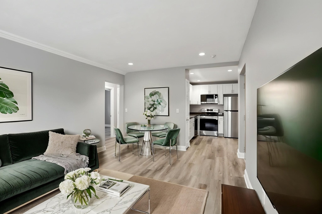 326 Broadway #6, Somerville, MA Photo #22